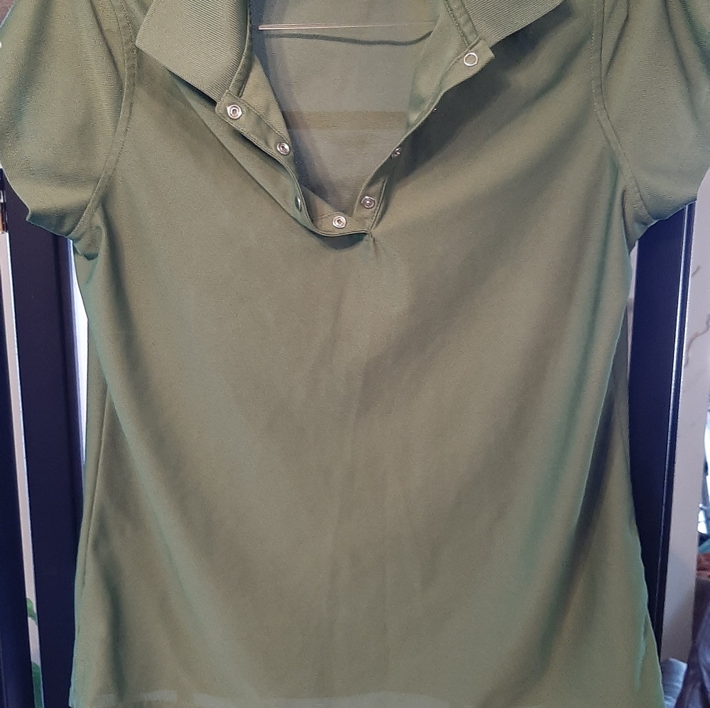 IZOD large - Picture 2 of 4